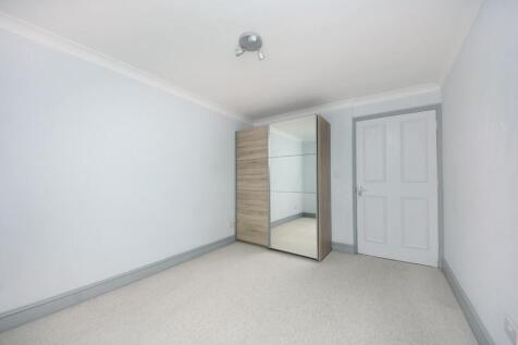 St Leonards Rd (10).jpg