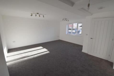 Lounge_Dining room.jpg