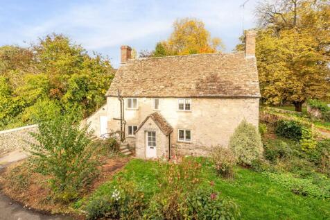 2-bed detached on Rodmarton, Cirencester, GL7, £1,600/mo