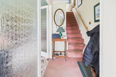 CAM02093G0-PR0034-STILL009