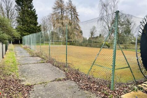 Building Plots, 13 Hartwell Road