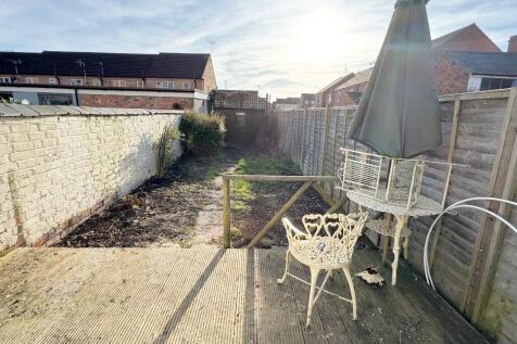Enclosed rear garden