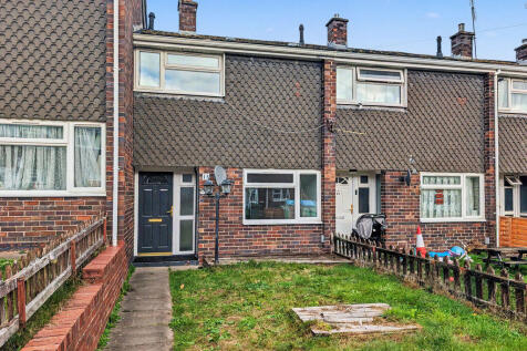 2-bed terraced on Bainbridge Walk, Shrewsbury, SY1 3QP, £850/mo