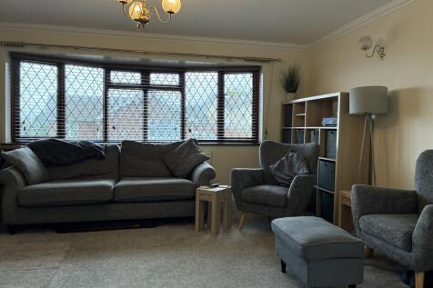Lake View Avenue, Chesterfield, S40 photo 3