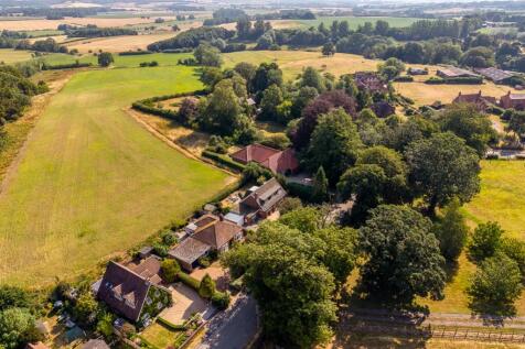 The Hawthorns (Spilsby)-1