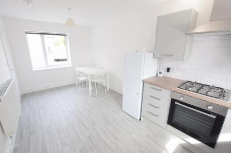 27/28 - Laughton Mews - Student House photo 4