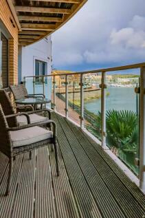 Ty Windsor Balcony-1.jpg