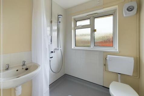 CAM02519G0-PR0068-STILL005