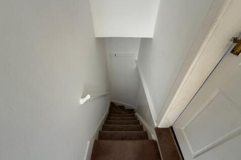 College Terrace, Darfield photo 5