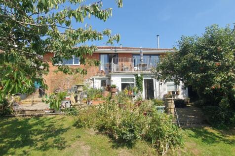 WhatsApp Image 2025-08-15 at 14.34.09 (2).jpeg