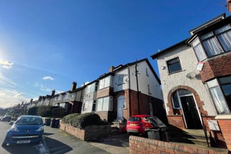 5-bed semi-detached on Ash Road, Headingley, Leeds, West Yorkshire, LS6, £3,228/mo