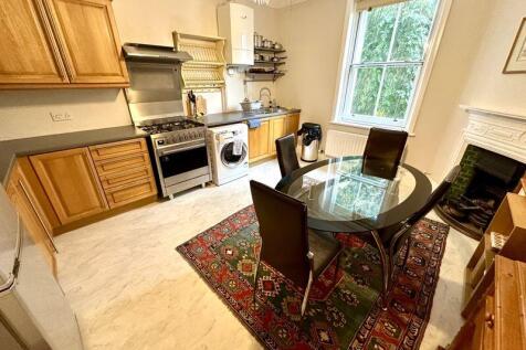 Kennedy Road, Shrewsbury photo 4