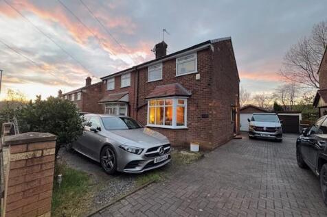 15 CROSGROVE FRONT SHOT.jpg