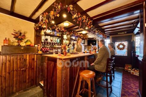 The Gateside Inn Autumn Bar