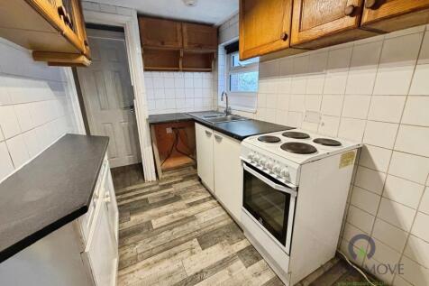 Thorold Road, Chatham, Kent, ME5 photo 2