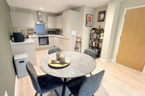 Open Plan Living/Kitchen