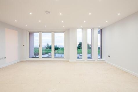 Flat a 118 Sea Front-16.jpg