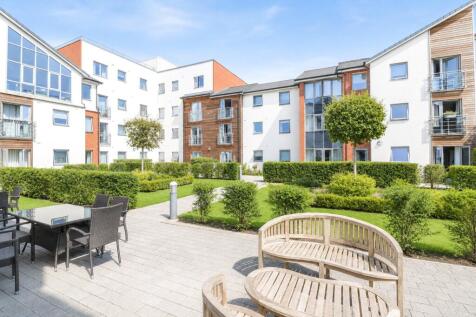 Fleet, GU51 - property photo