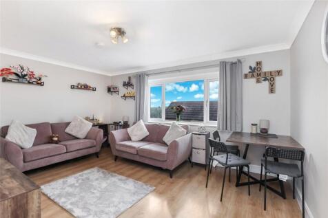 Living/Dining Area
