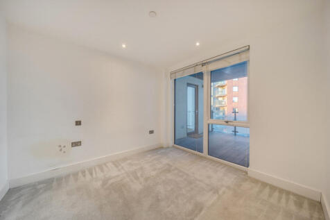 1384421-18-6920b5...