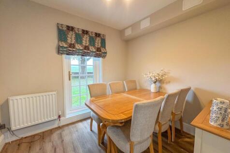The Gallops, Old Station Road, Newmarket, Suffolk, CB8 photo 3