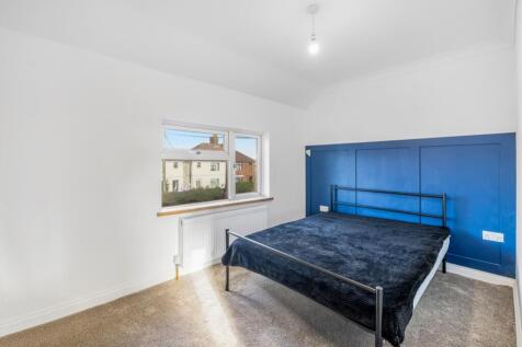 28 Albert Avenue (Gedney)-24