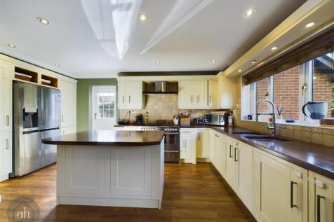 Kithen/Dining Room
