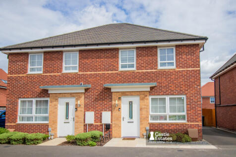Three bedroom semi-detached house for sale