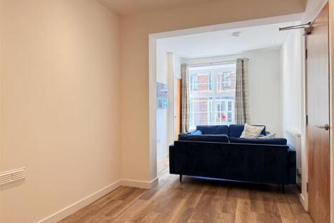 lounge area 2.jpg
