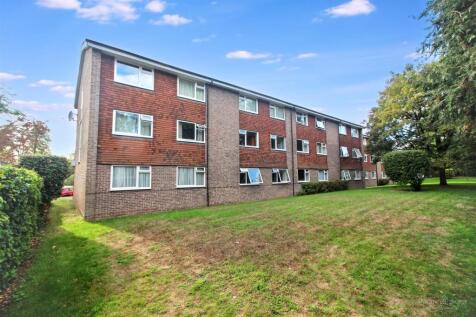 Rear of Property &amp; Residents Communal Gardens