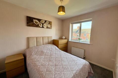 WhatsApp Image 2025-09-29 at 12.17.58_2226f2e9.jpg