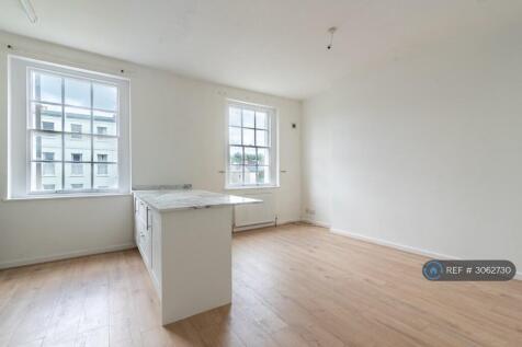 London Road, Cheltenham, GL52 photo 5