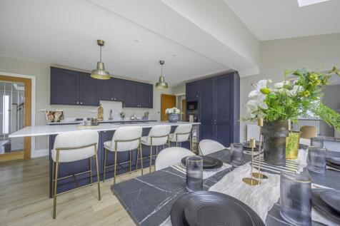 Kitchen Diner - EweMove Swindon South