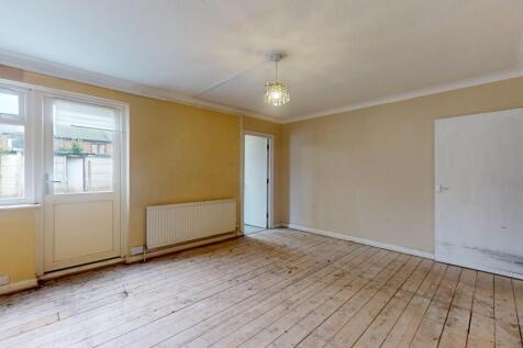 92 Church Road, Tottenham, London, N17 8AJ