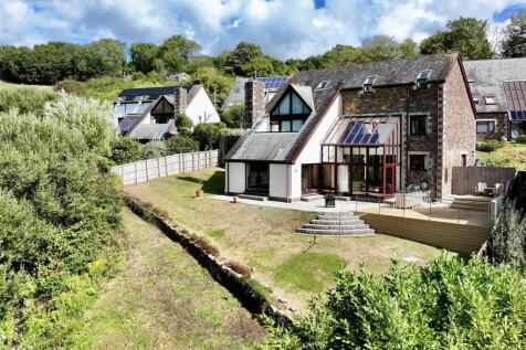 PLINTONA VIEW, PLYMPTON, PLYMOUTH PL7 4BX
