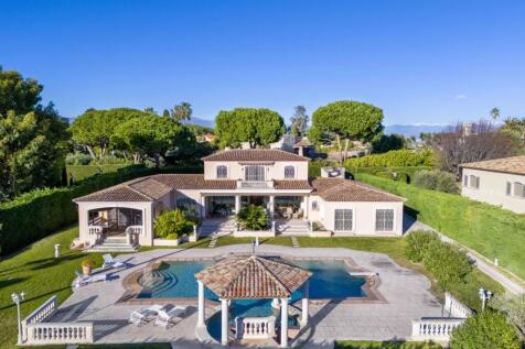 villa with swimming pool for sale in Cap d'Antibes