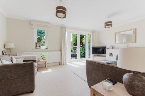 5 Nash Court, Barton Seagrave-7.jpg