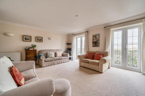 1376717-15-691700...