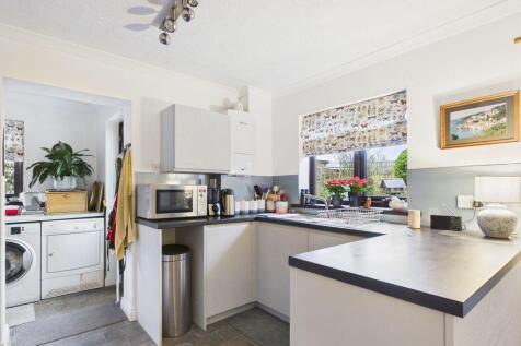 kitchen to utility