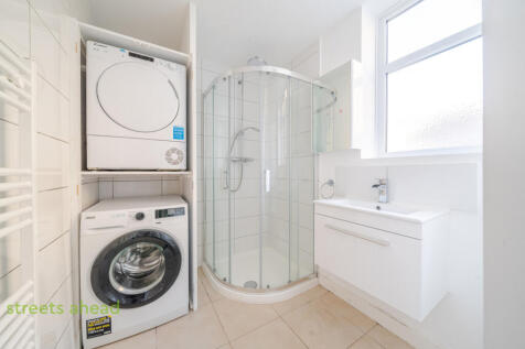 7d354437-badc-44e...