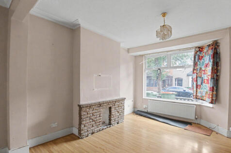 25 Stevenage Road, East Ham, London E6 2AU