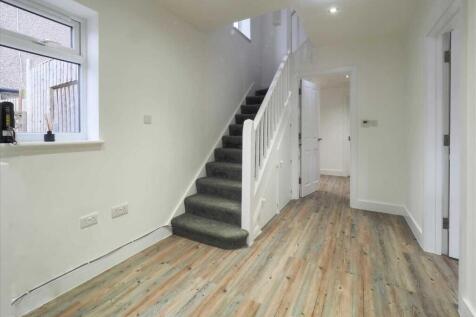 Sandymount Avenue, Room 1, Stanmore photo 4