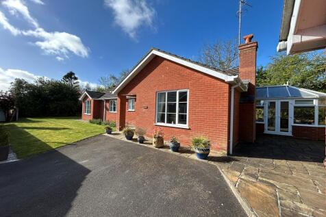 3 bedroom Detached Bungalow for sale