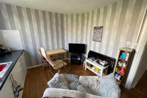 Charter Avenue, Coventry photo 4