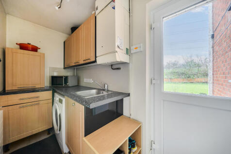 138383913693829942fbbf