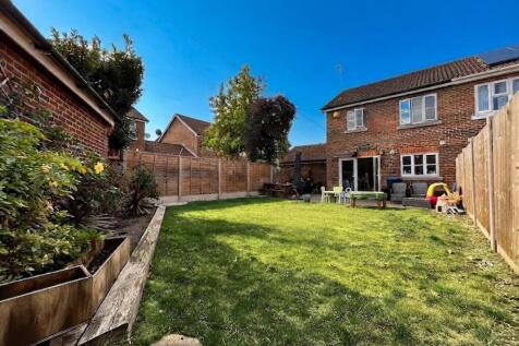 Westbury Rise, Harlow, Essex, CM17 photo 4