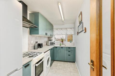 2fb2abd3-70 20Lim...