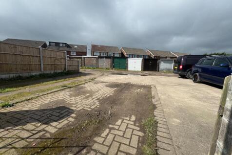 driveway.jpg