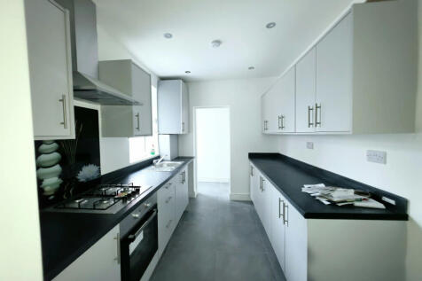Barlow Road, Levenshulme photo 5