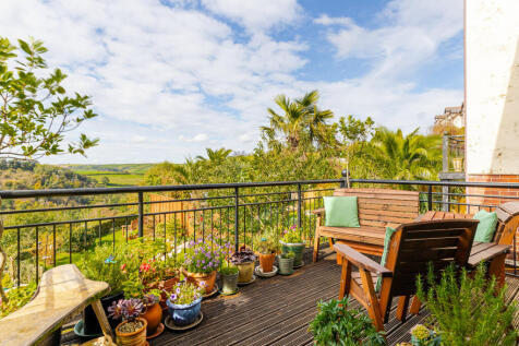 28 Balcony 59 Seymour Drive Dartmouth - 250930